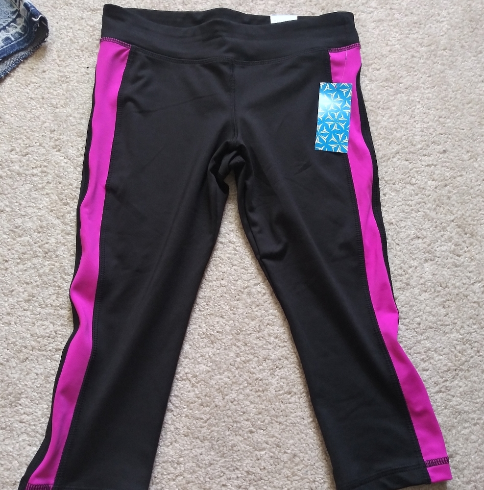 💎NEW! Girls Capri Black Active Leggings
